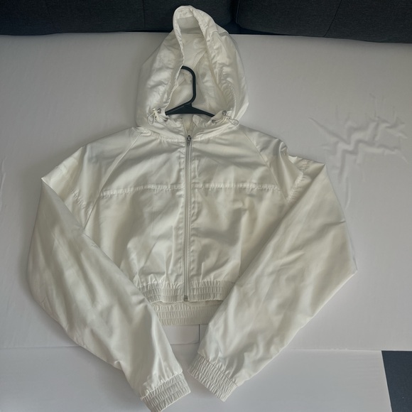 Forever 21 Jackets & Blazers - White zip-up hoodie forever 21 - size S